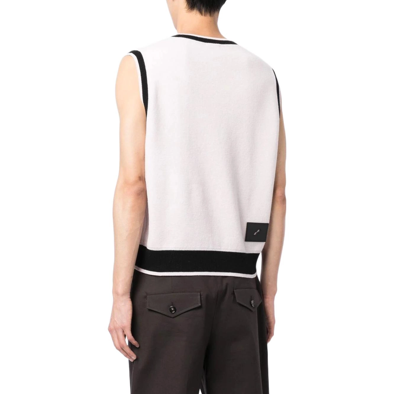 WE11DONE FW22 VLogo