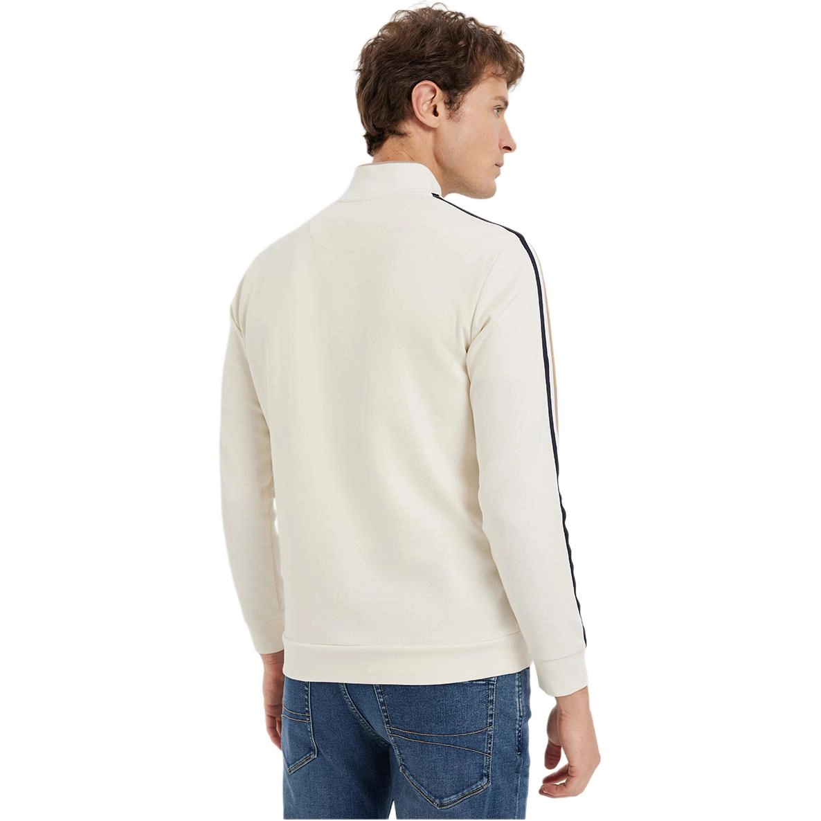 Hush Puppies T