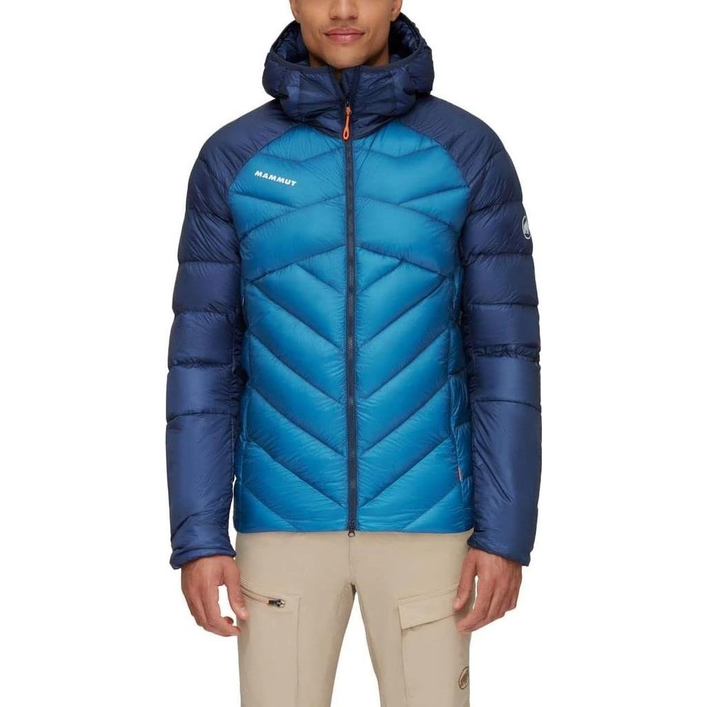 MAMMUT Logo