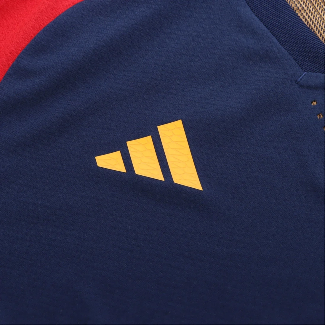 adidas VT
