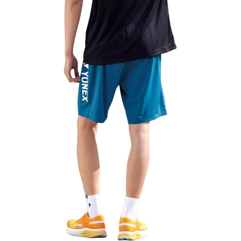 YONEX