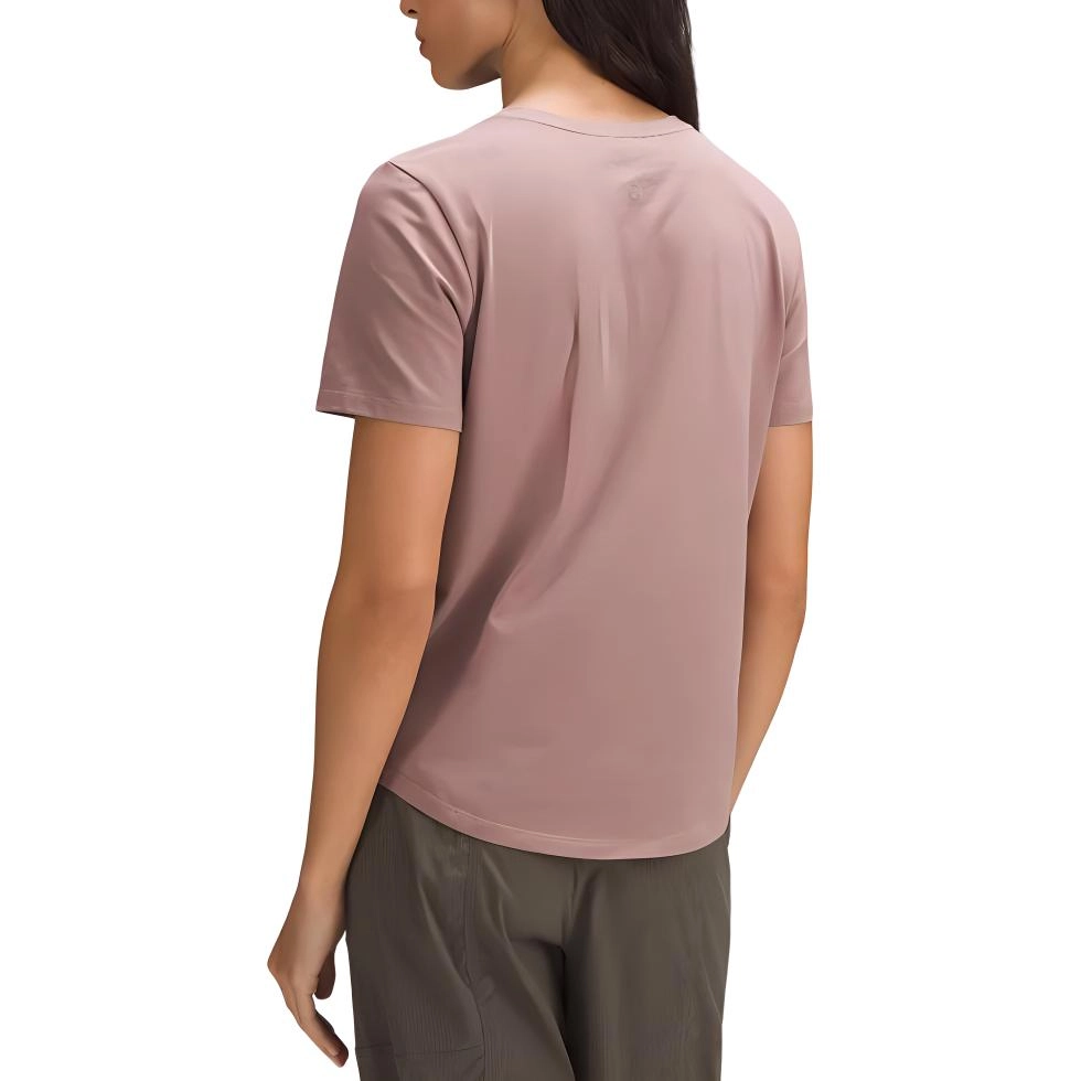 lululemon Love T