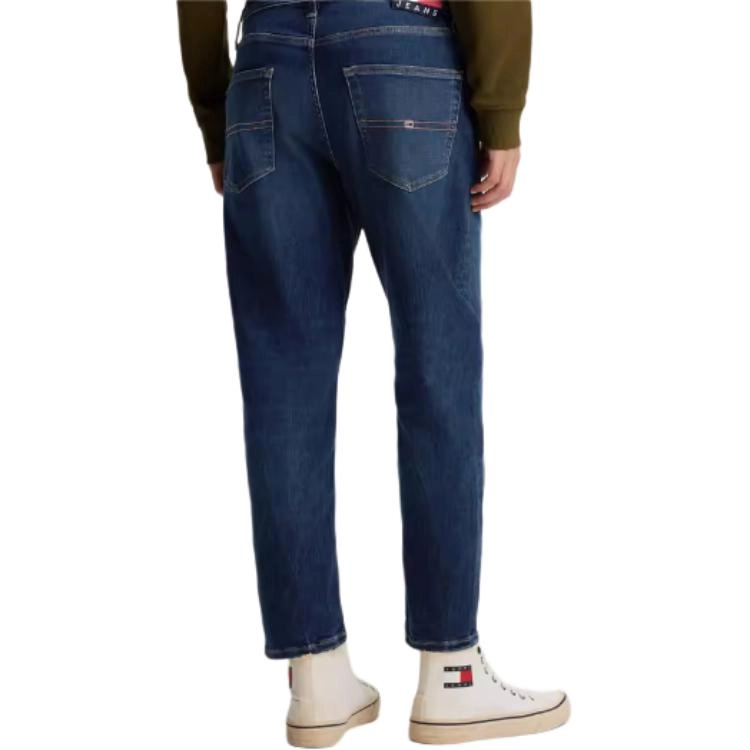 Tommy Hilfiger