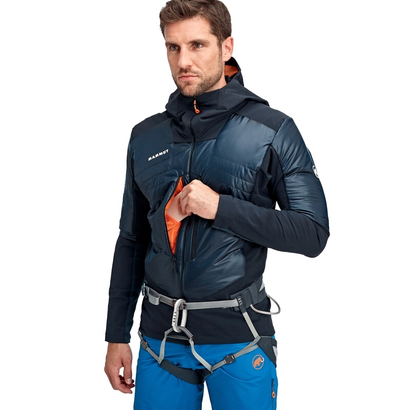 MAMMUT Eisfeld