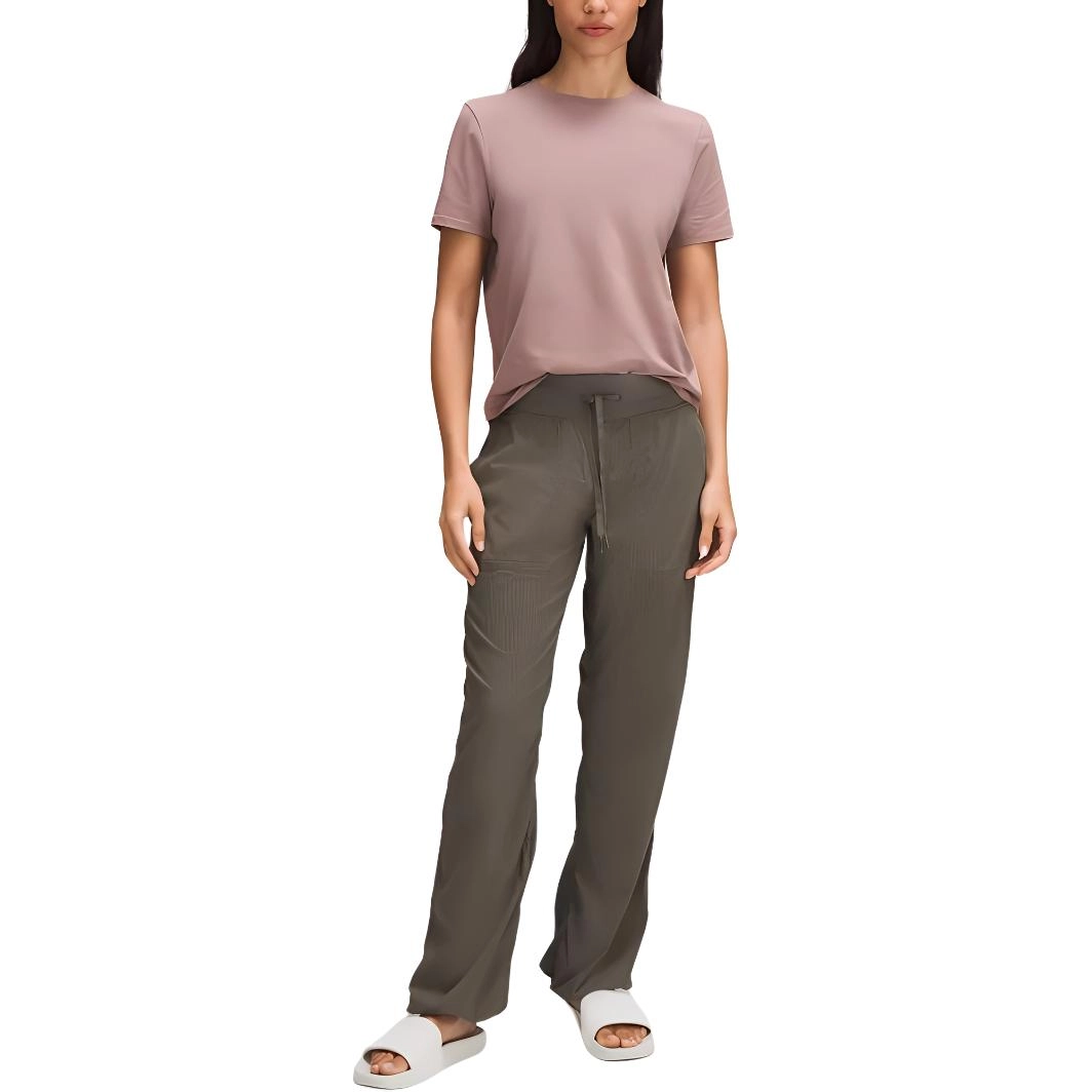 lululemon Love T