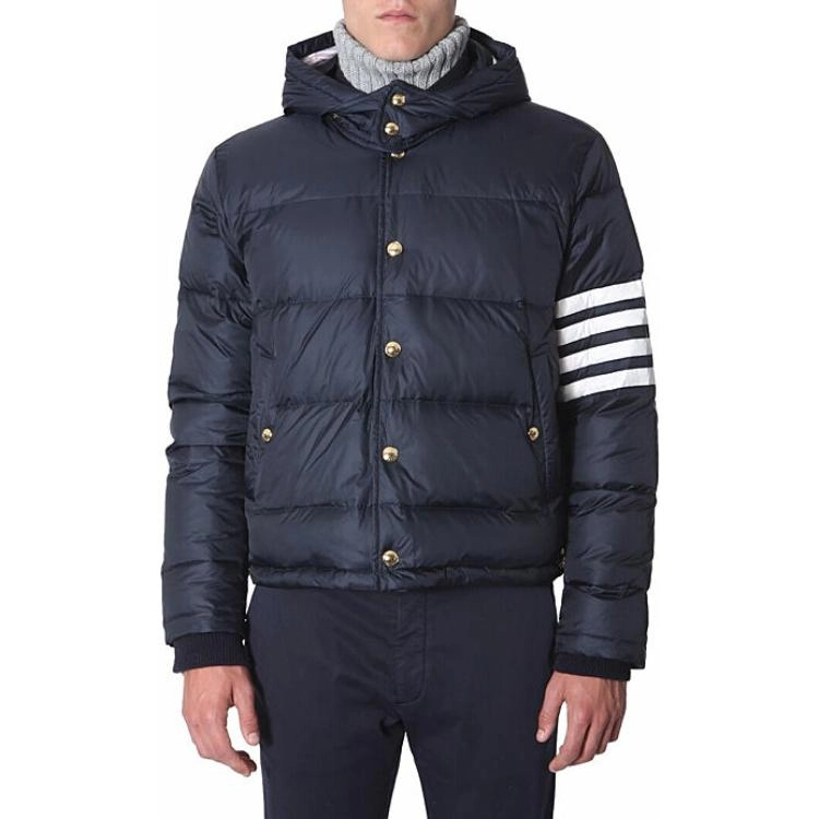 THOM BROWNE Logo