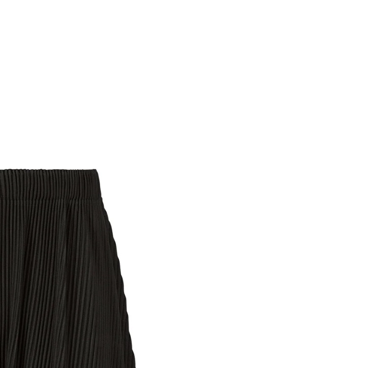 ISSEY MIYAKE
