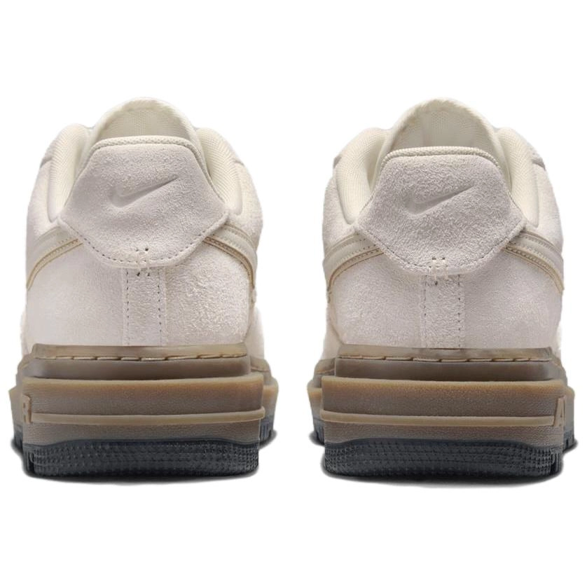 Nike Air Force 1 LUXE
