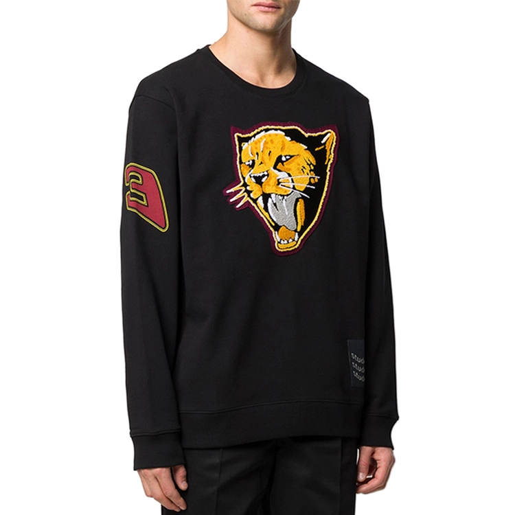 GIVENCHY