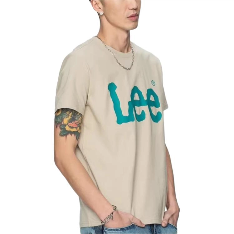 Lee T