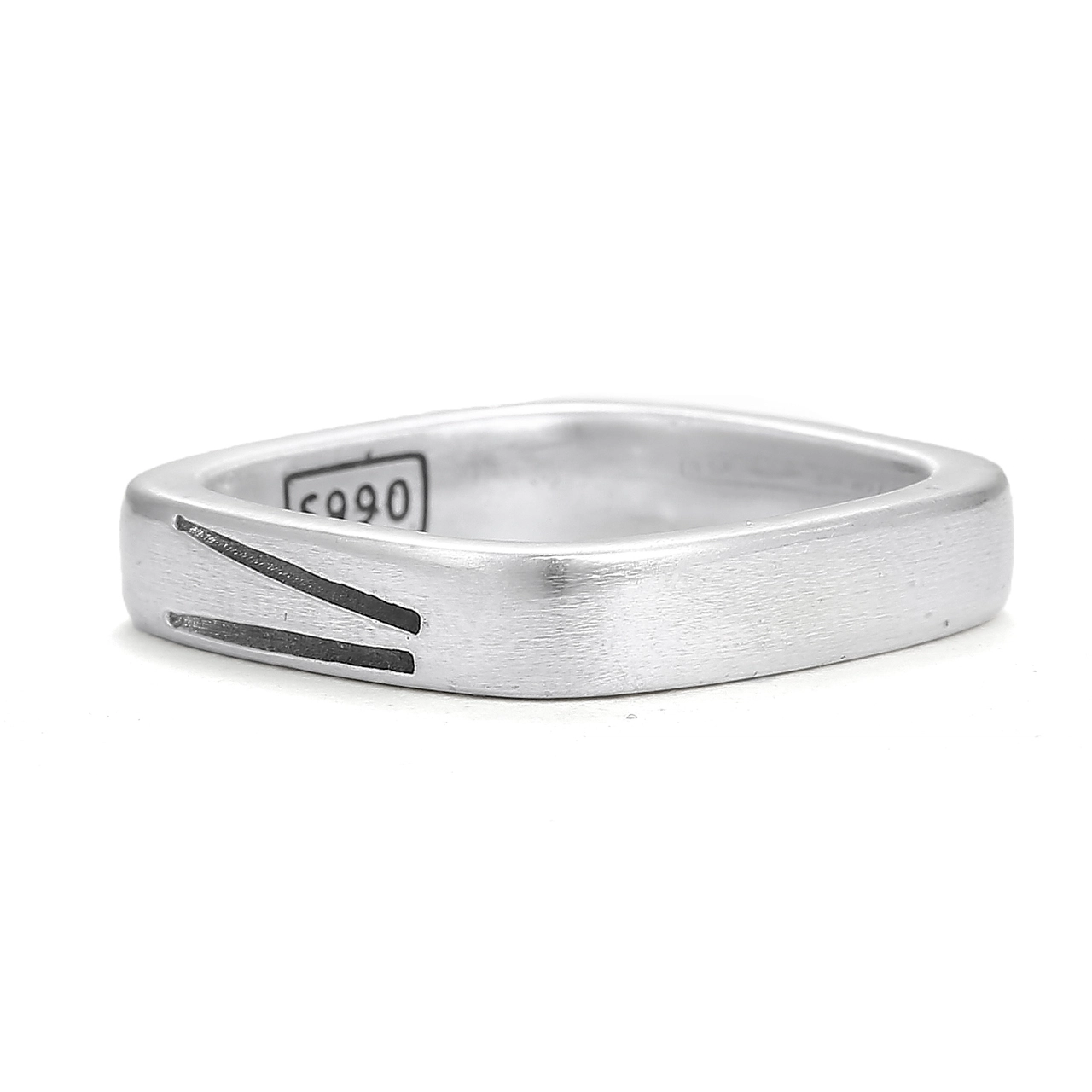 S990