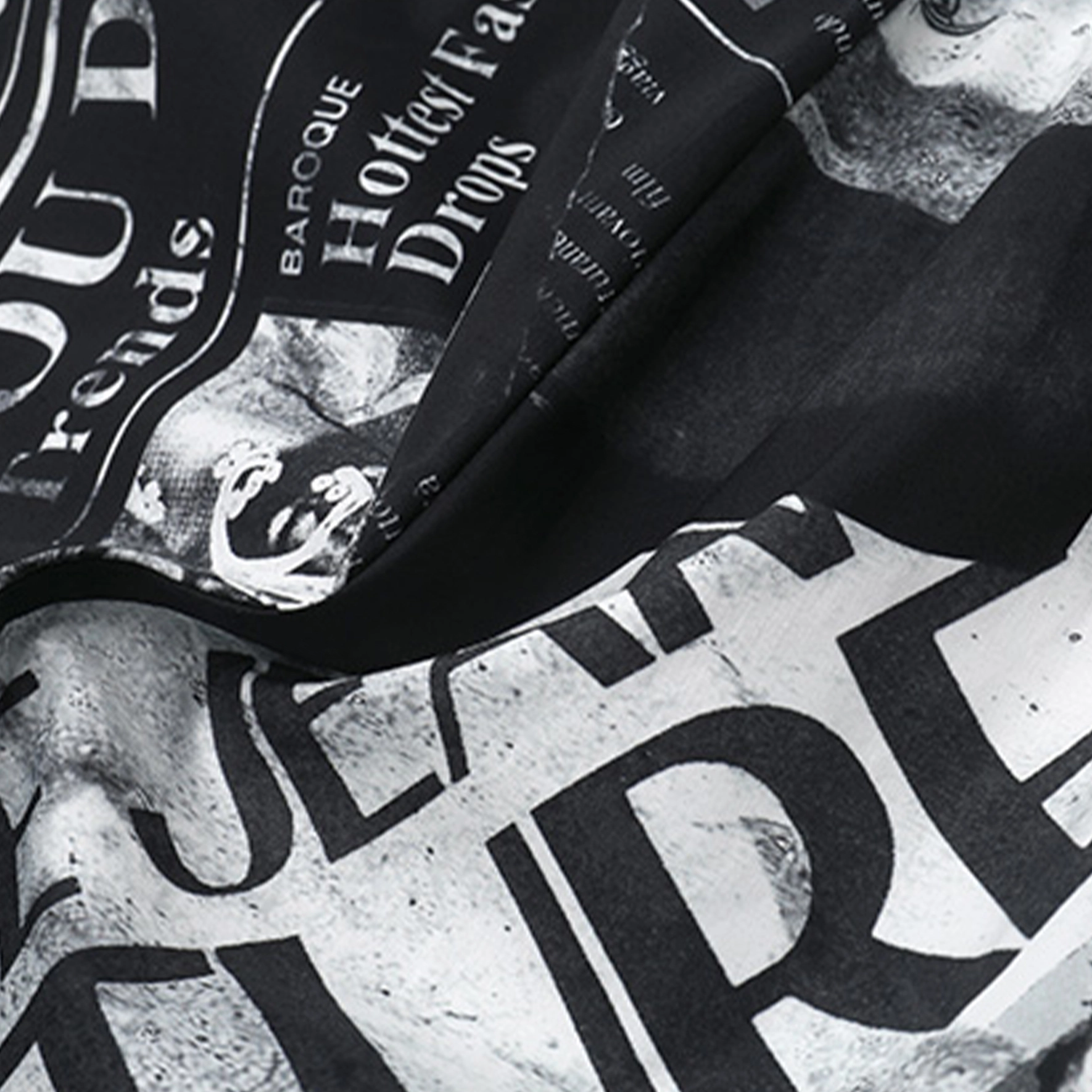VERSACE JEANS COUTURE SS24 Logo