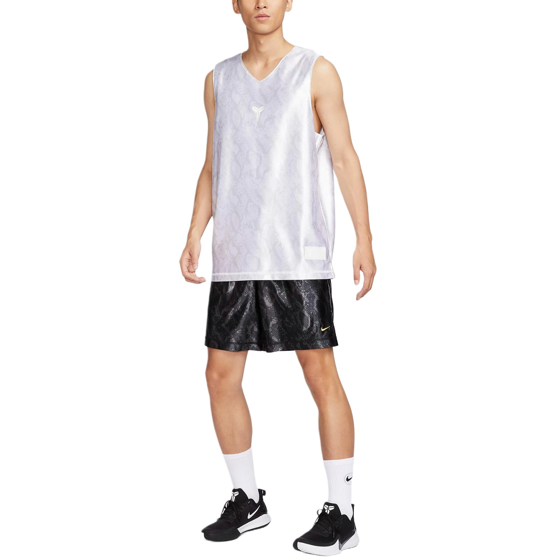 Nike Dri-FIT Standard Issue Kobe logo