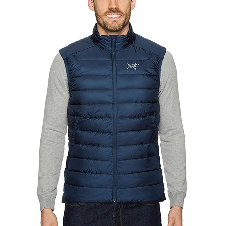 Arcteryx CERIUM LT Vest Logo