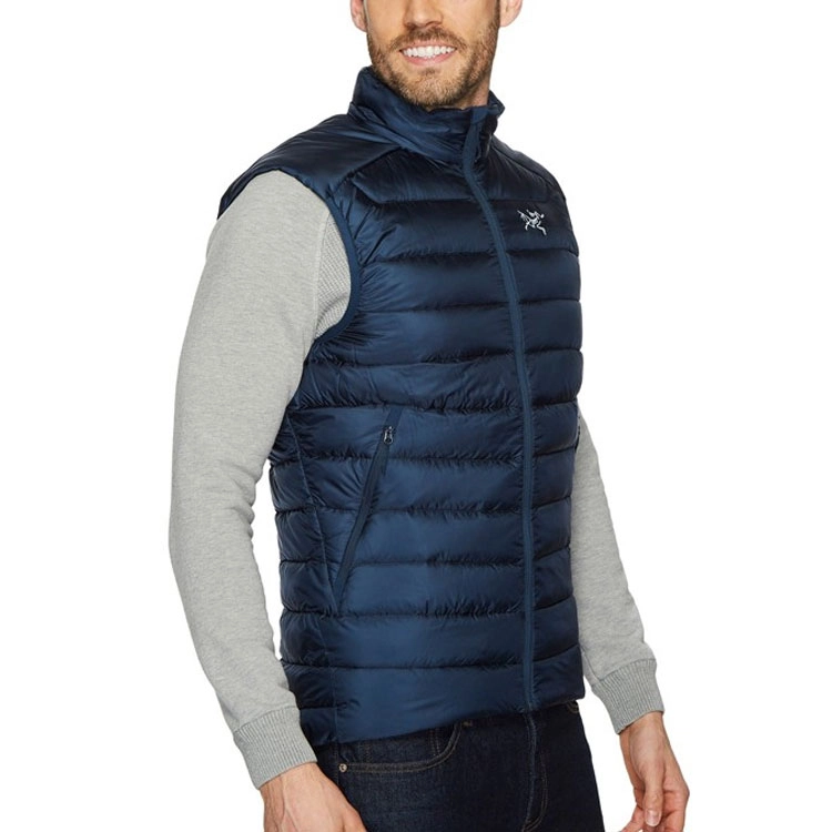 Arcteryx CERIUM LT Vest Logo