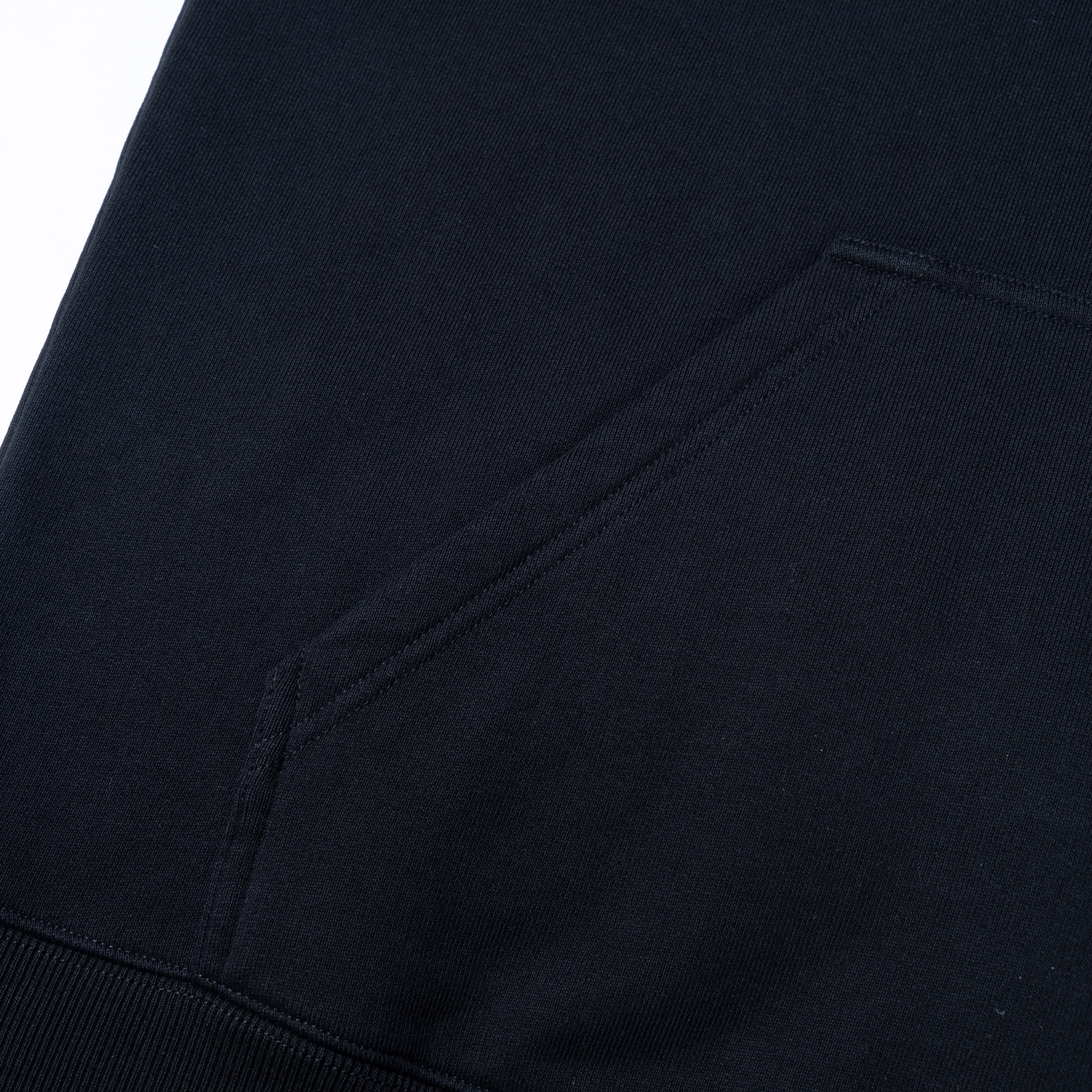 GIVENCHY FW22 Logo