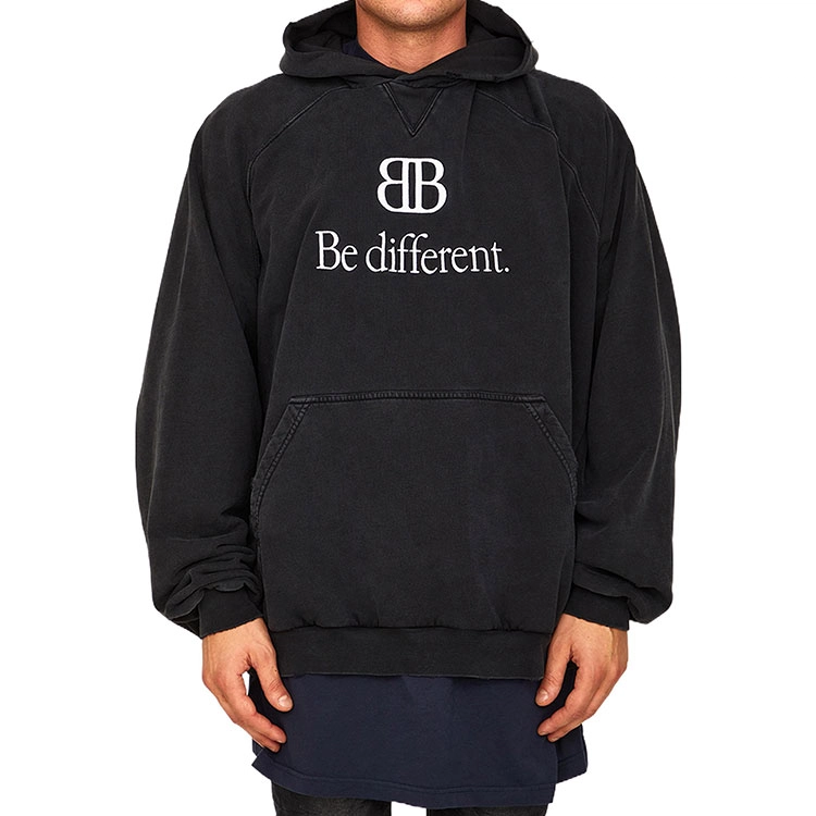 Balenciaga FW22 Be Different 2B