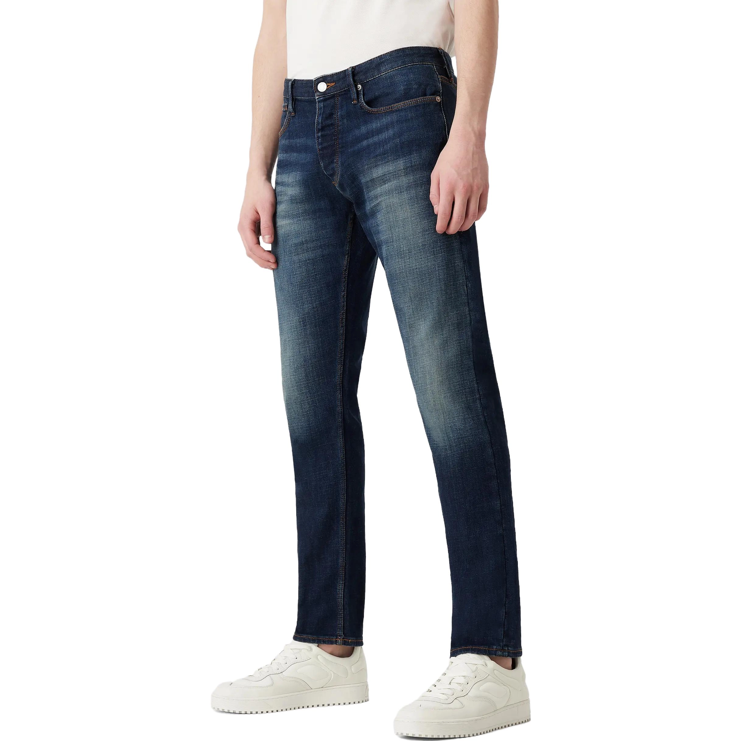 EMPORIO ARMANI SS23 Logo