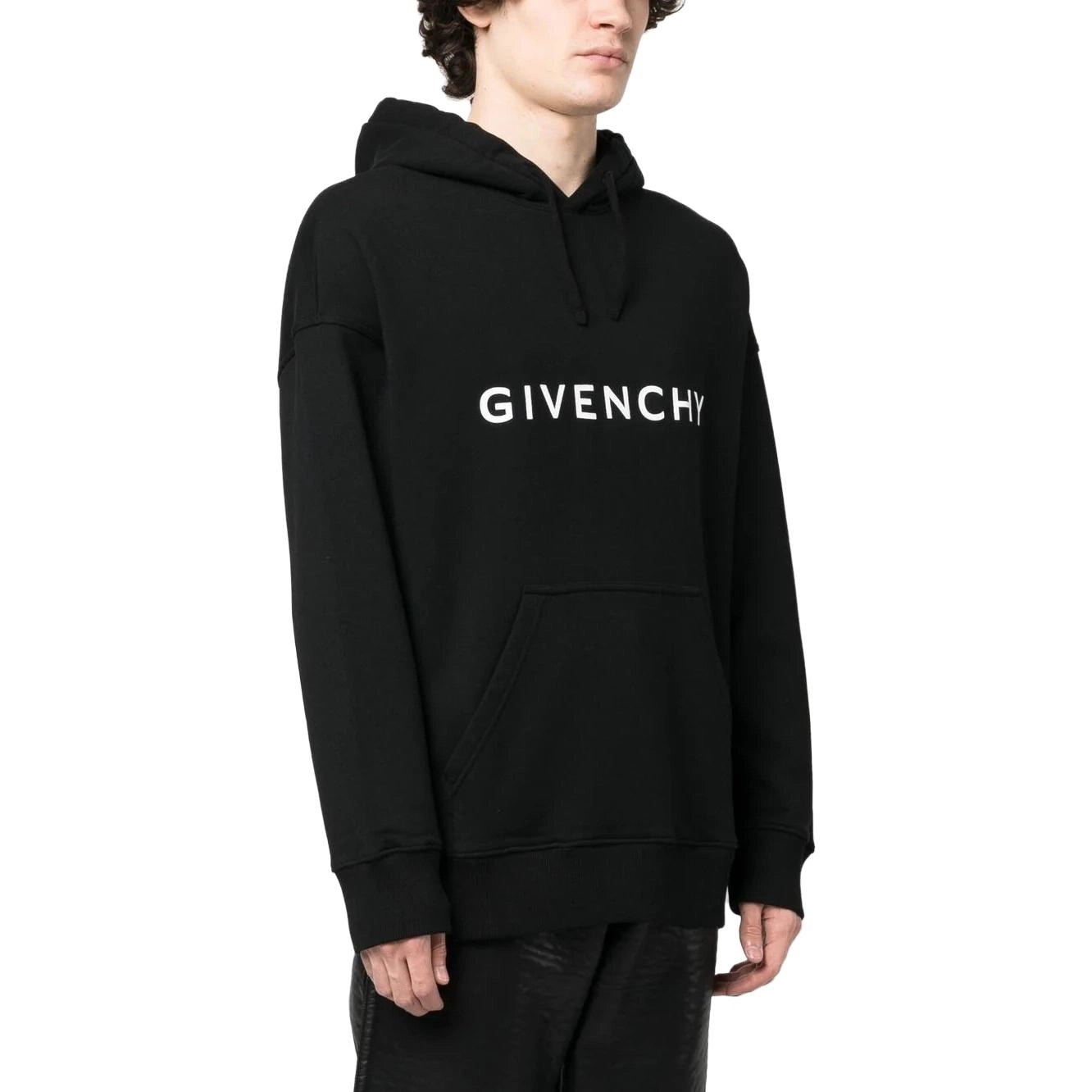 GIVENCHY FW22 Logo