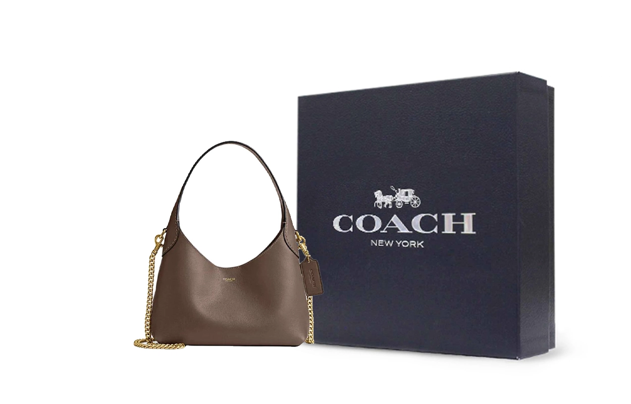 COACH COACH Brooklyn 23 Logo