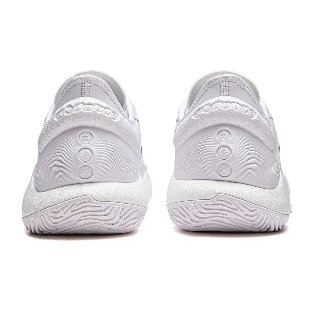 LiNing 18 V2