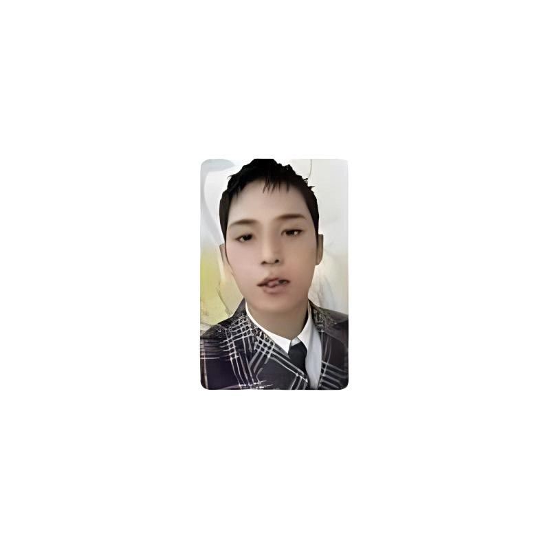 HYBE Seventeen 4.29 17 is right here random photo card
