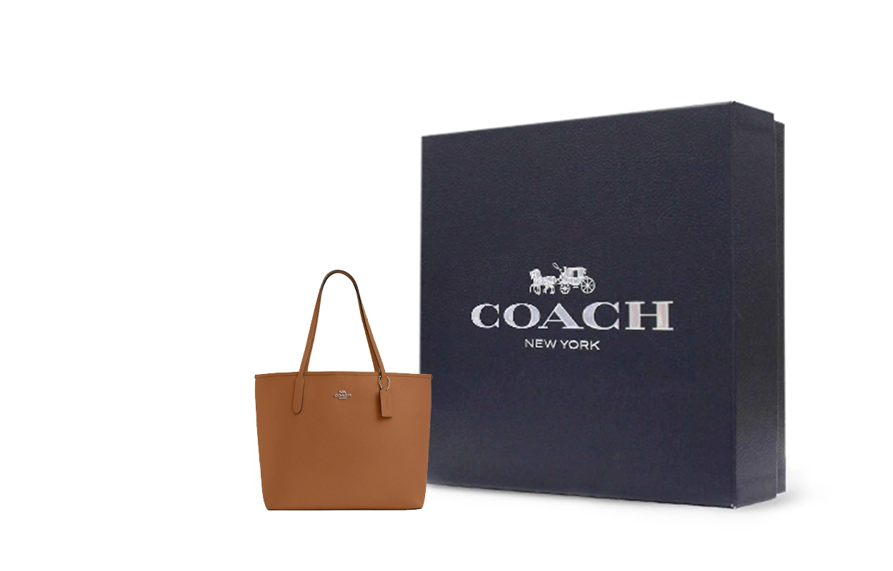 COACH City 33 Logo Tote