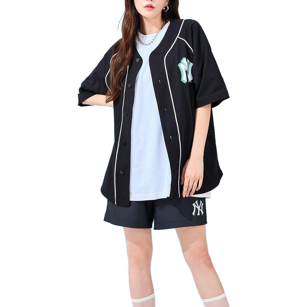 MLB T