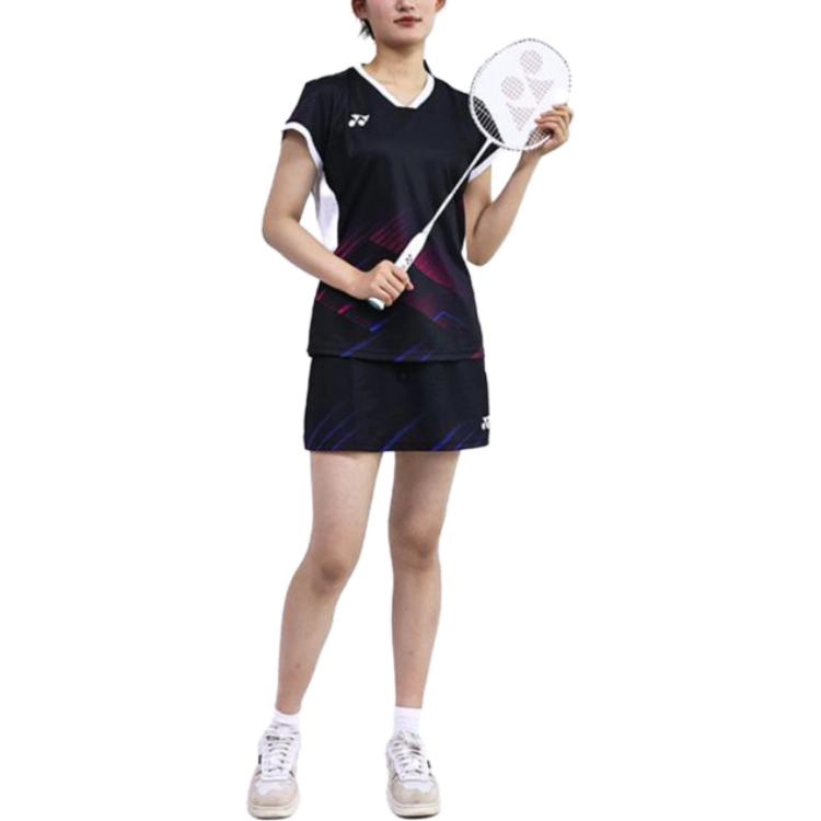 YONEX
