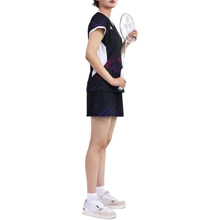 YONEX