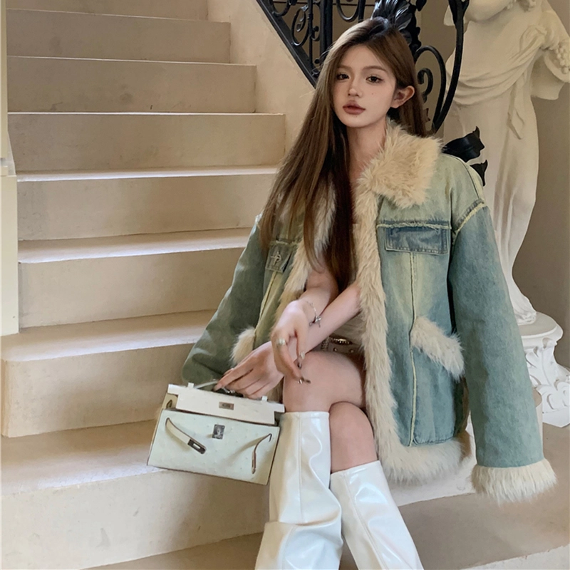 AURORA MUSE