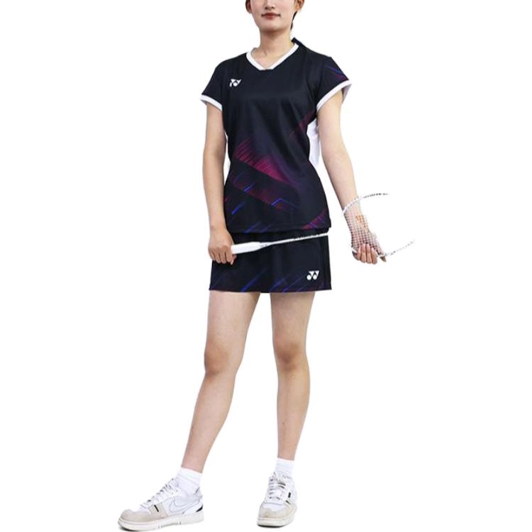 YONEX
