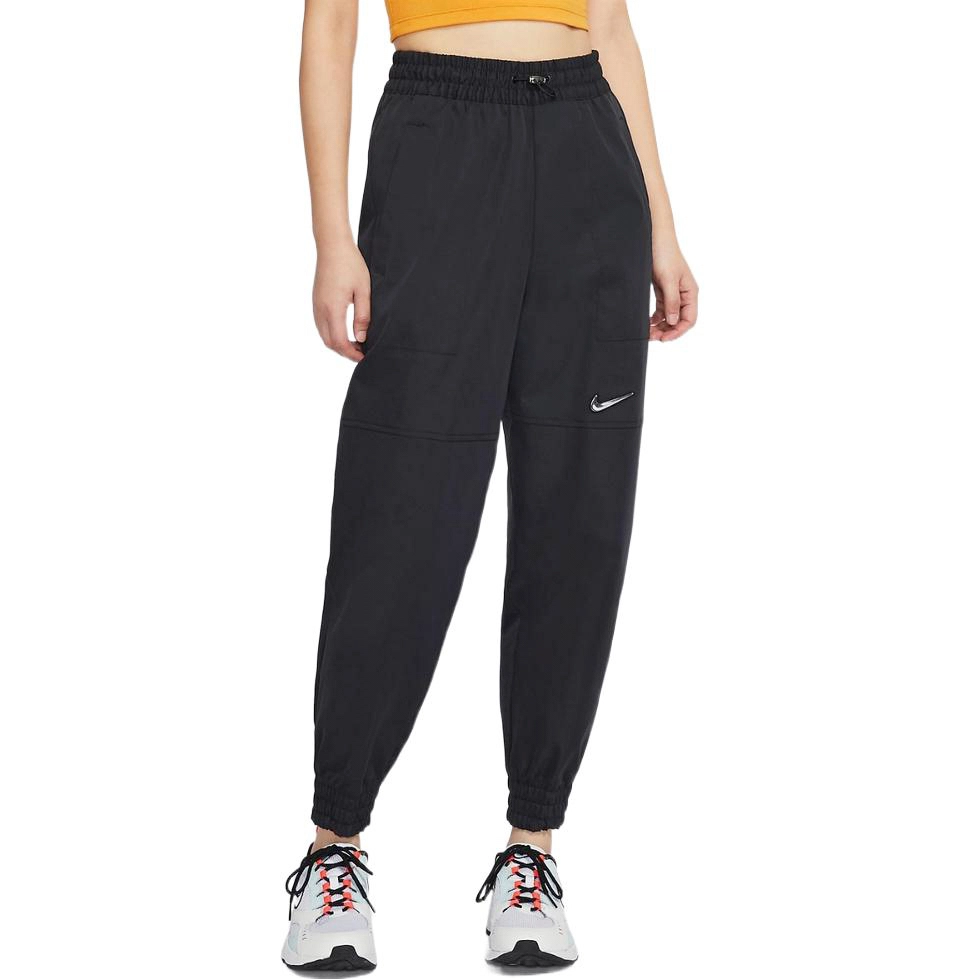 Nike SS22 Logo