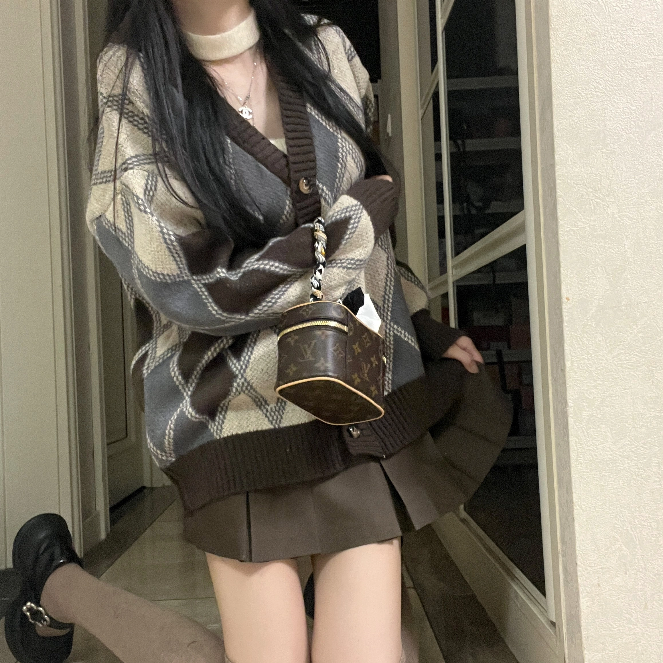 花山家的猫 排扣毛衣开衫长袖衬衫配格子领带制服 女款