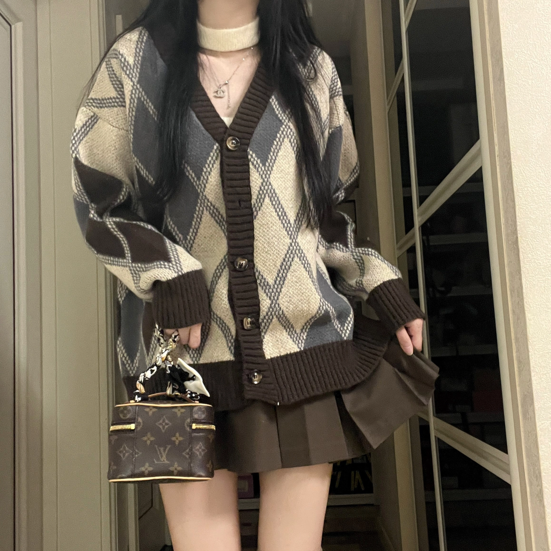 花山家的猫 排扣毛衣开衫长袖衬衫配格子领带制服 女款