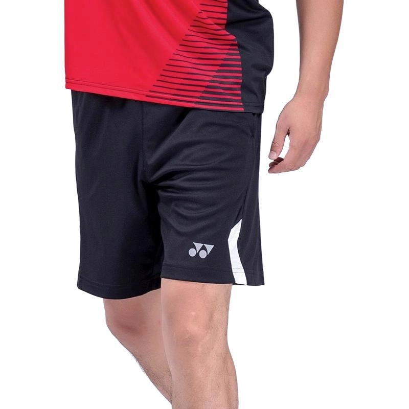 YONEX