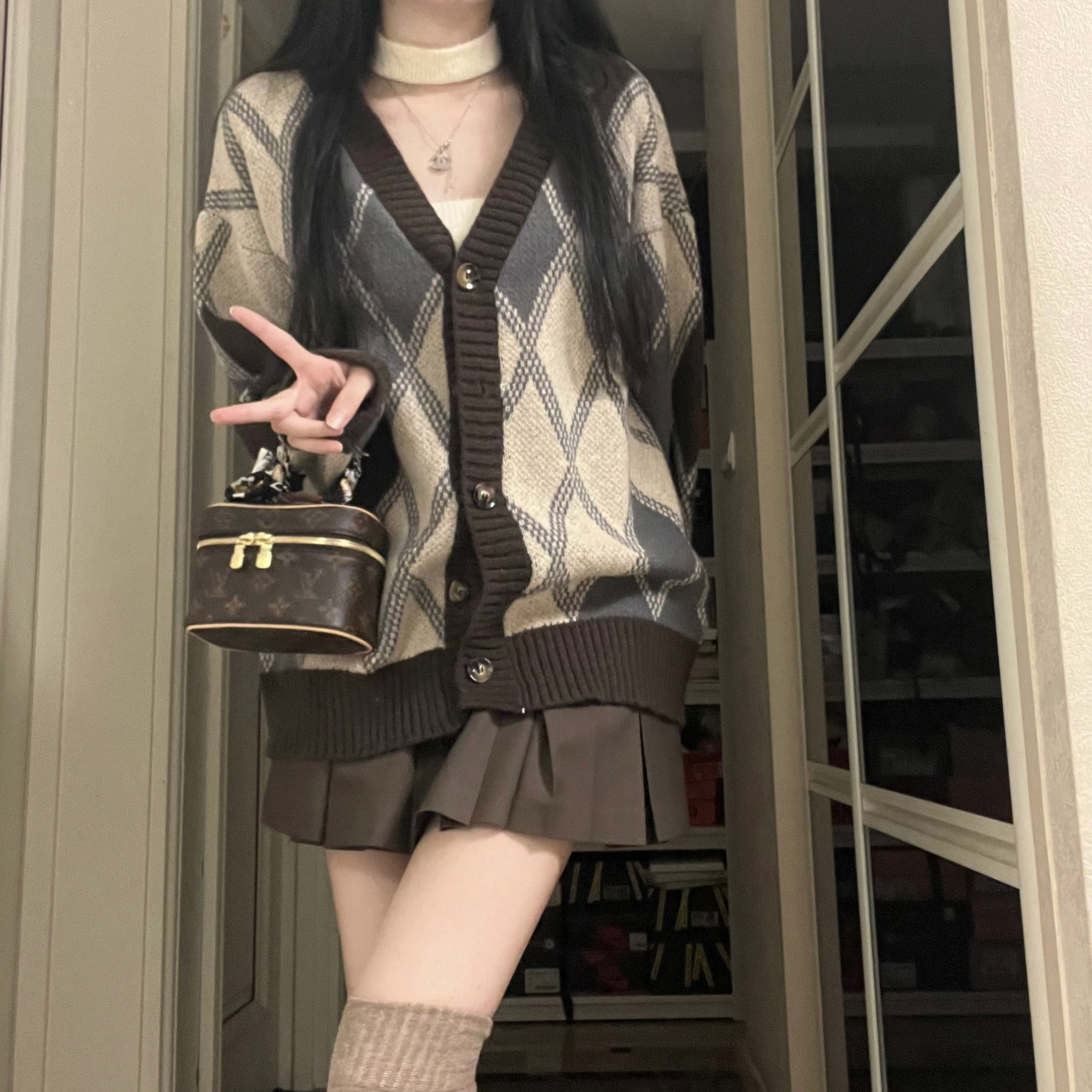 花山家的猫 排扣毛衣开衫长袖衬衫配格子领带制服 女款
