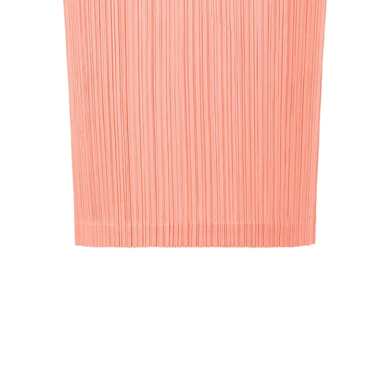 PLEATS PLEASE ISSEY MIYAKE