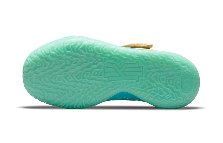 Nike Kyrie 7 7