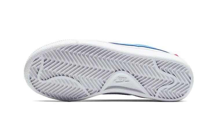 Nike Court Royale