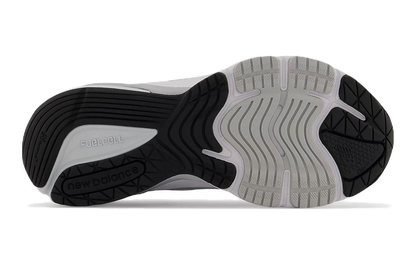 New Balance FuelCell 990v6