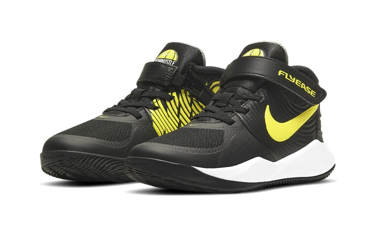 Nike Team Hustle D 9 FlyEase