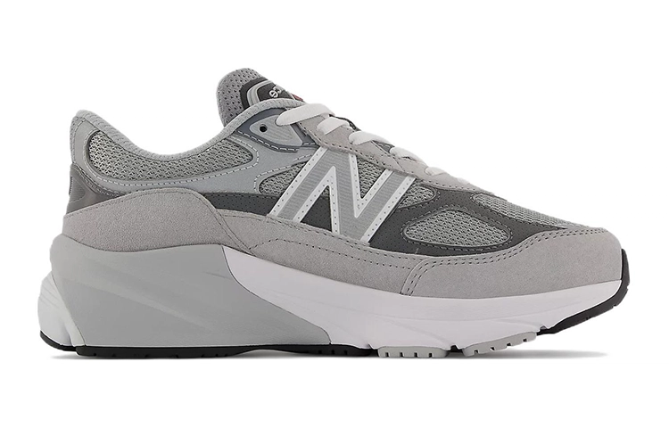 New Balance FuelCell 990v6