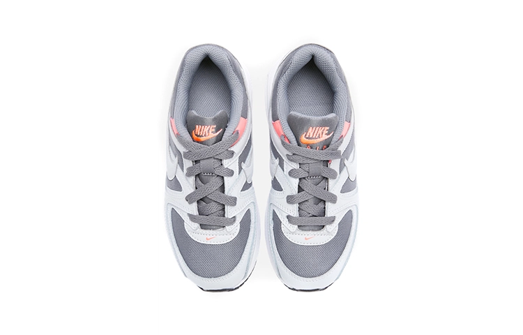 Nike Air Max Command Flex