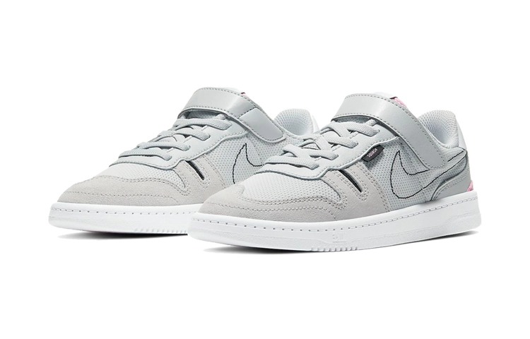 Nike Squash Type