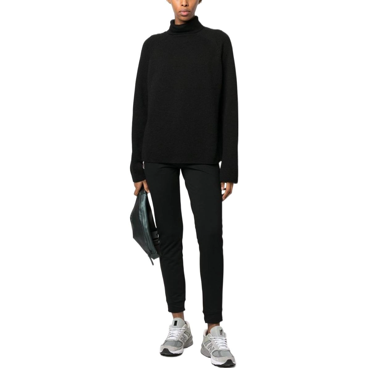 EMPORIO ARMANI FW22 Logo