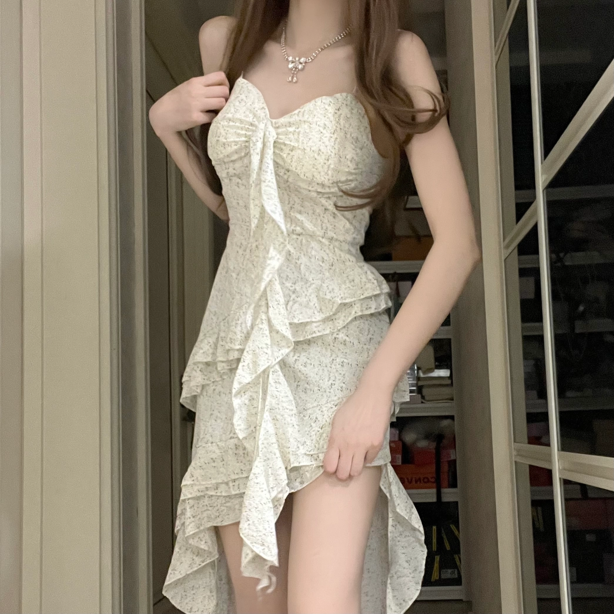 花山家的猫 法式碎花不规则一字领中长款吊带连衣裙 女款 花色