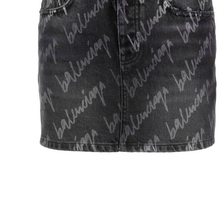 Balenciaga SS22 Logo