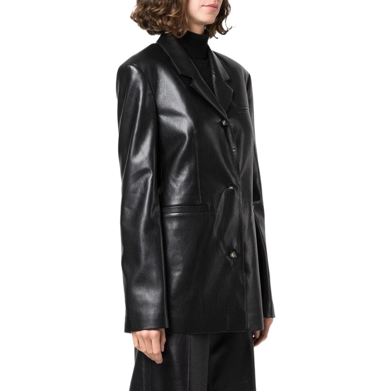 NANUSHKA SS22