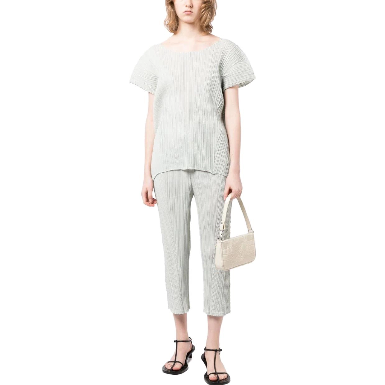 PLEATS PLEASE ISSEY MIYAKE SS23 T